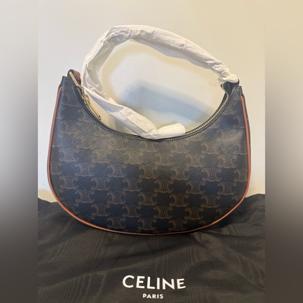 Brand New Authentic Celine Ava bag in Canvas
